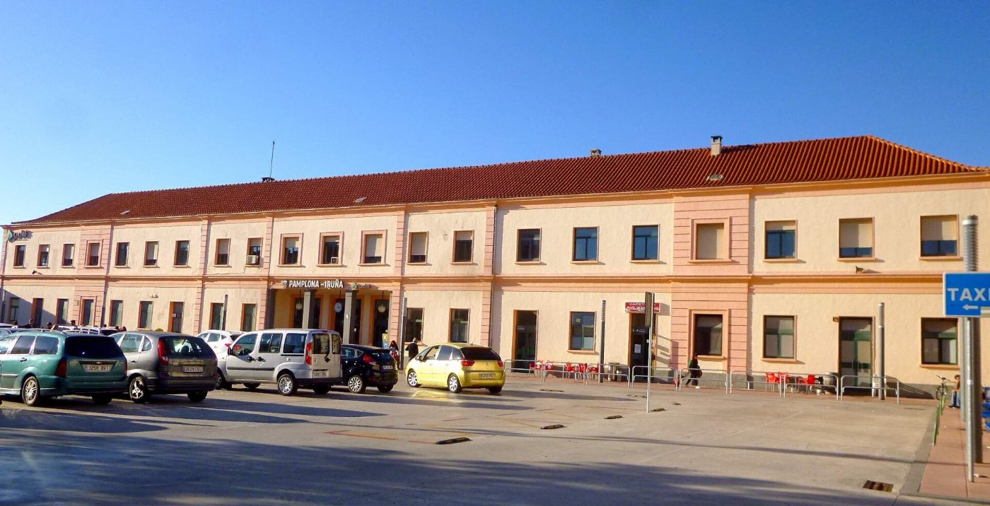 Pamplona Estación de ADIF 2