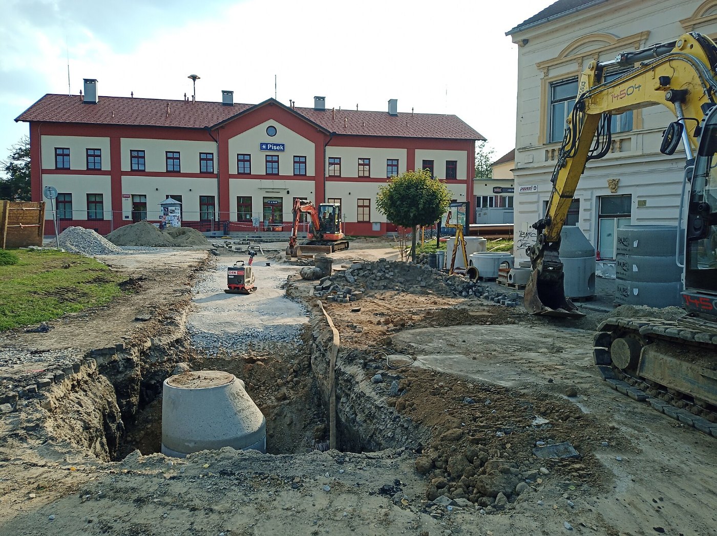 Písek, hlavní nádraží po rekonstrukci