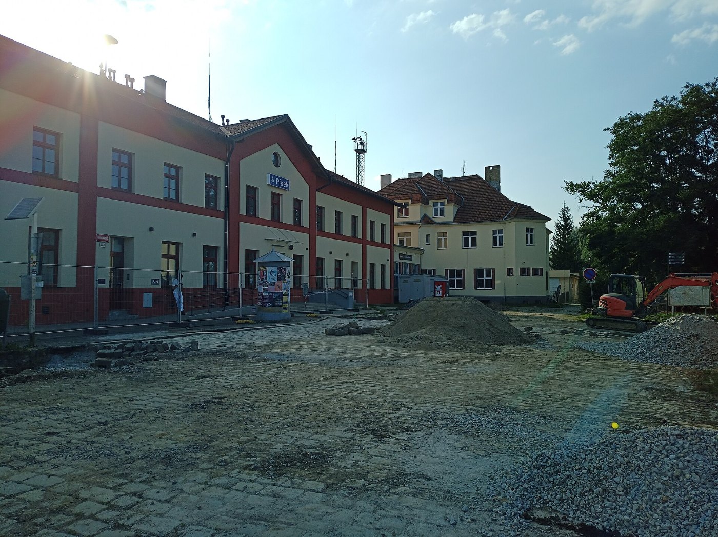 Písek, hlavní nádraží po rekonstrukci 02