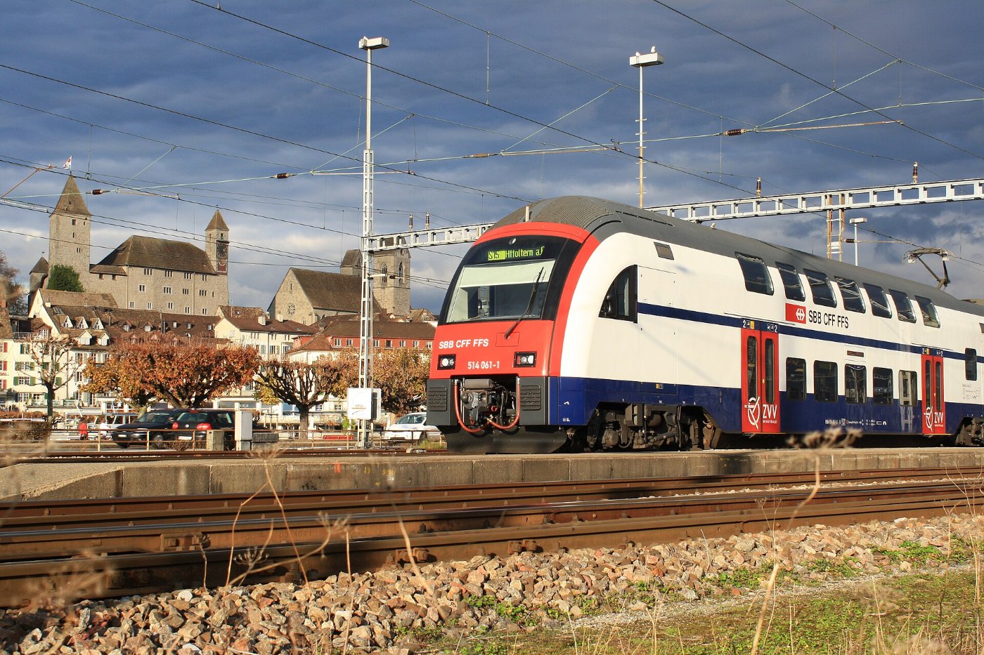 Rapperswil Bahnhof Schloss IMG 2902