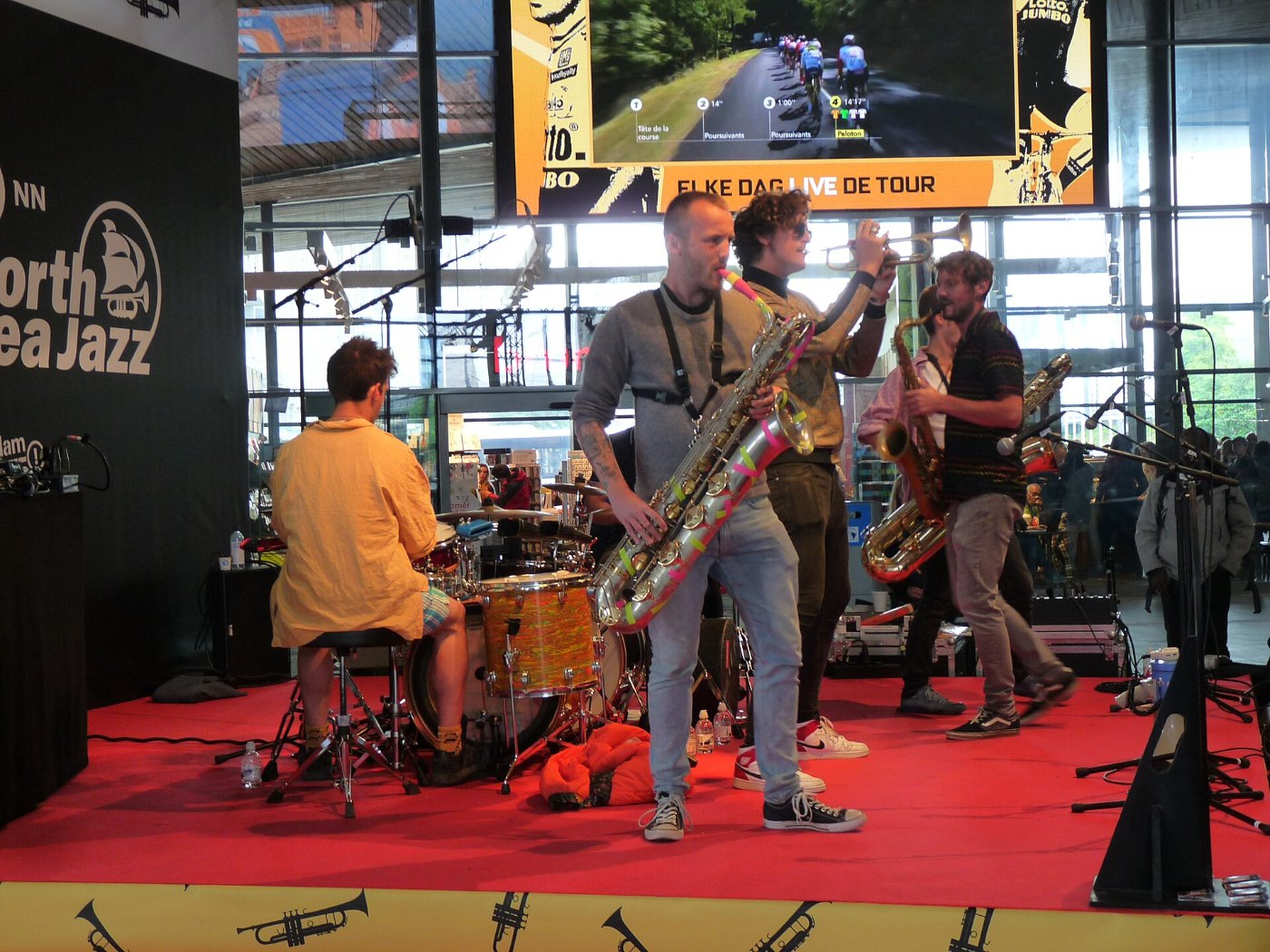 NAFT band in Rotterdam Centraal 3