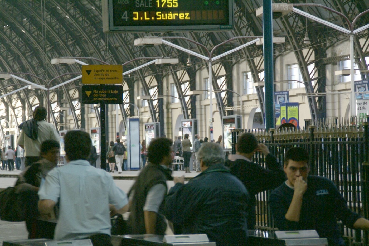2011.10.17. Andén Estación Mitre Retiro Buenos Aires