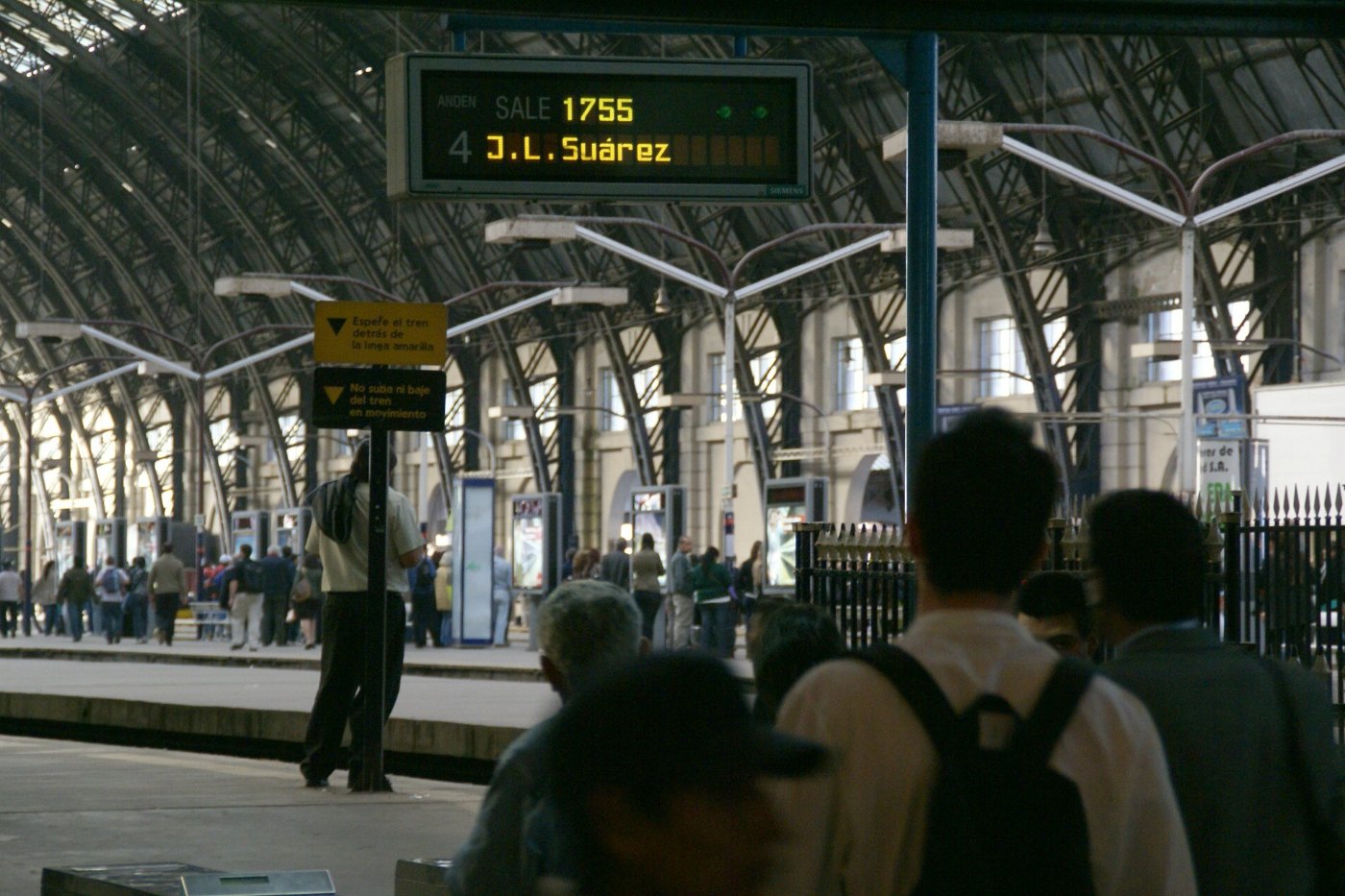 2011.10.17. Andén Estación Mitre Retiro Buenos Aires
