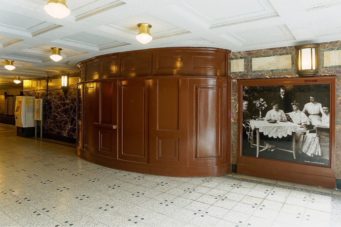 Berlin U Bahnhof Breitenbachplatz Nordzugang