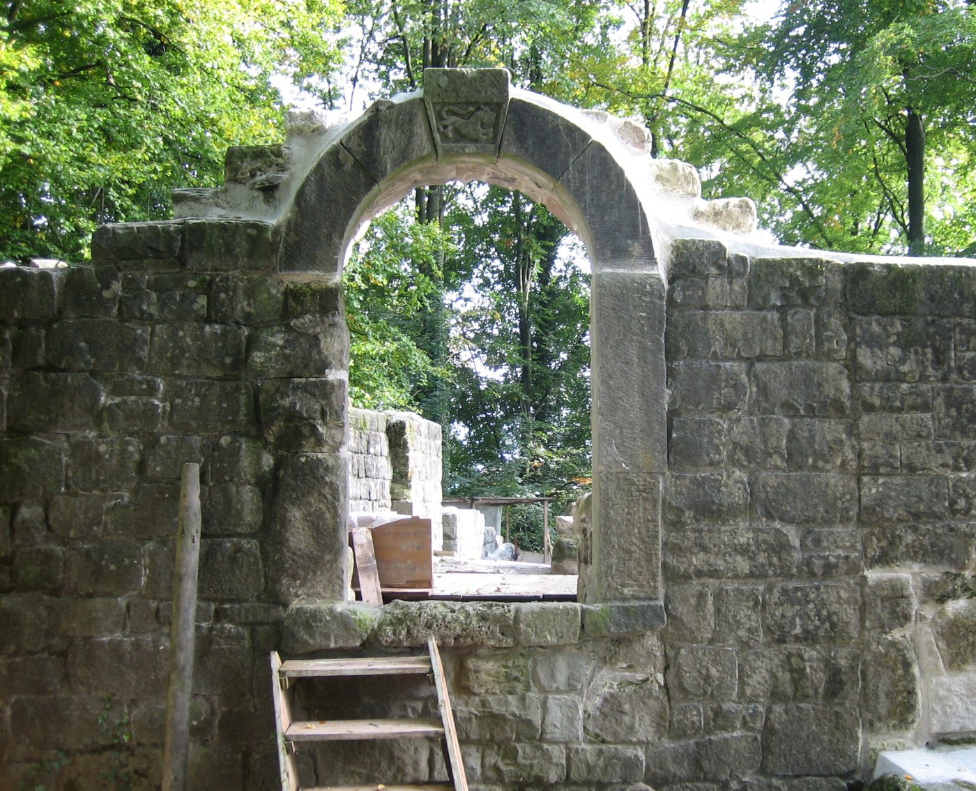 Burg Huenenberg Fenster