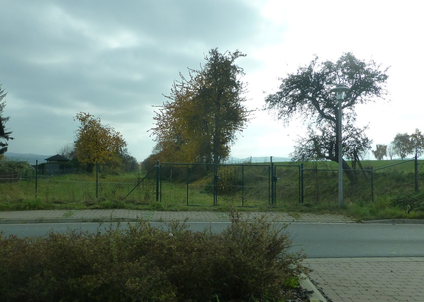 Niedergandern Bahndamm 3
