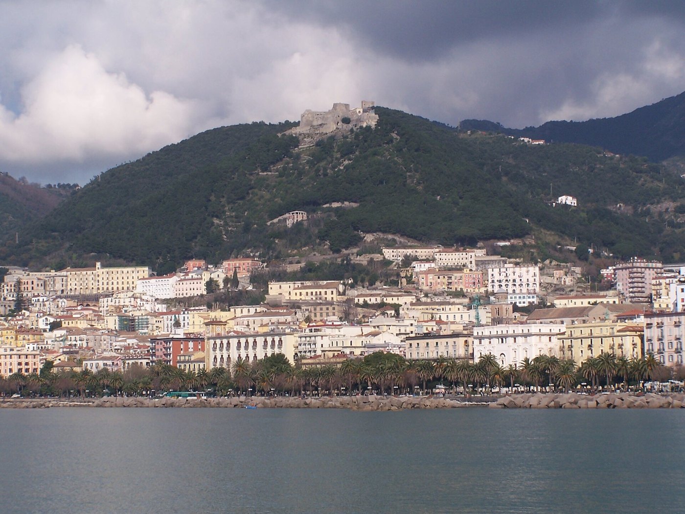 Lungomare Trieste e centro storico di Salerno