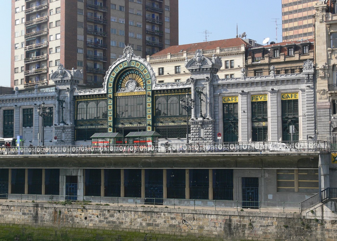 Estación de Santander Bilbao