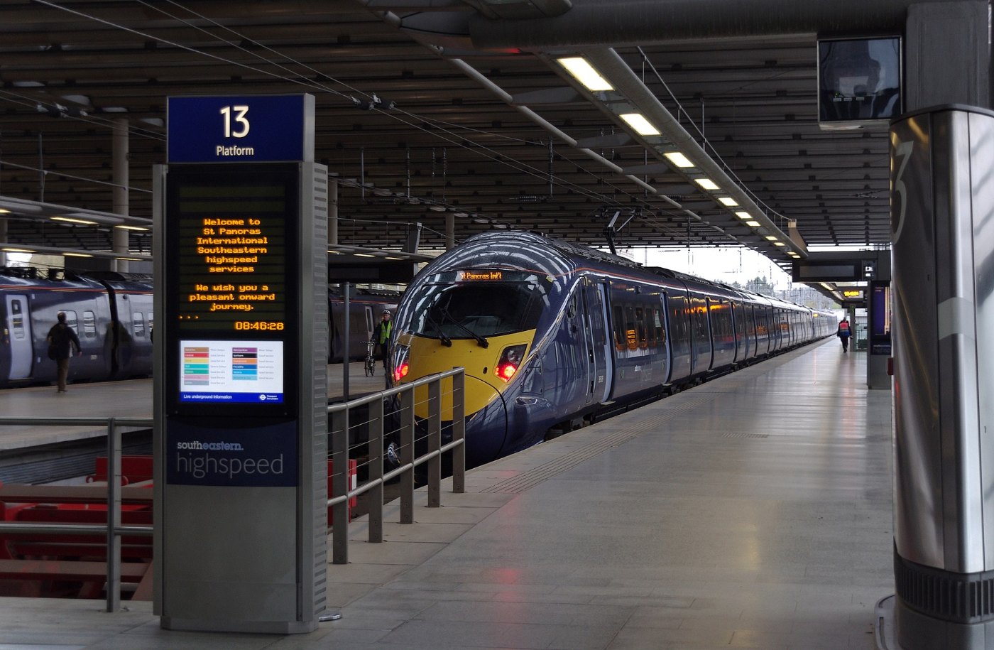St Pancras railway station MMB E1
