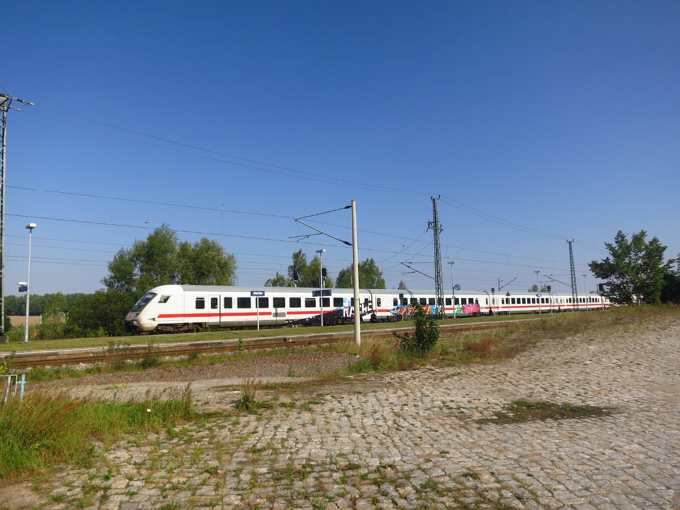 BfAltefährZug