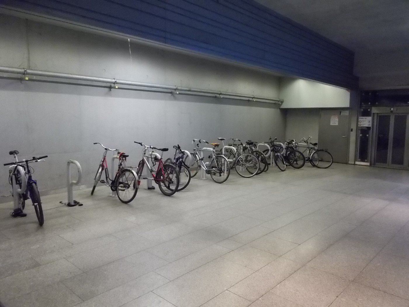 Bahnhof, Unterführung, Fahrradabstellanlage, 2021 Kelenföld