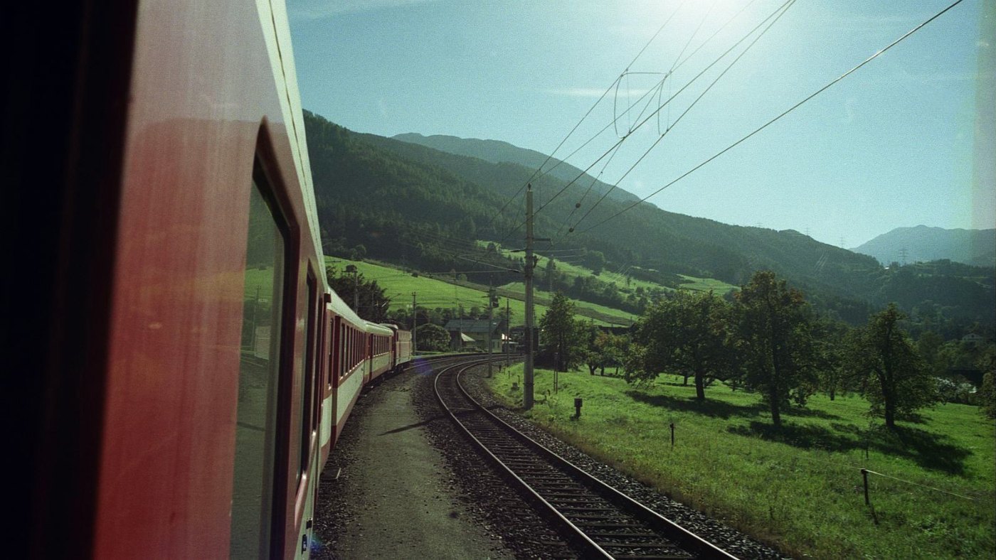 Arlbergbahn km049p5 Roppen Regio