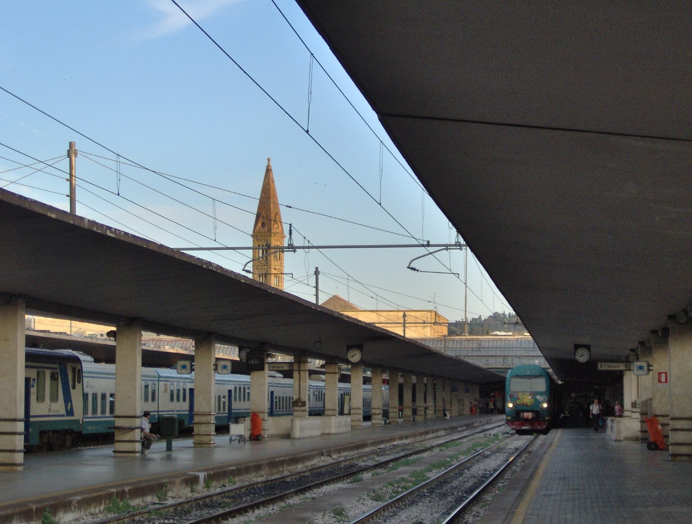 Stazione Santa Maria Novella Firenze Binario 5