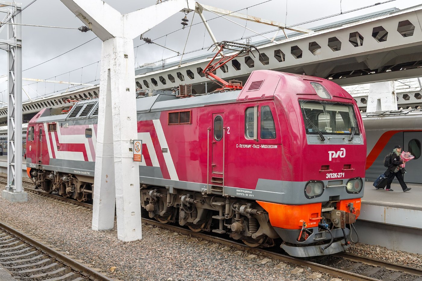 Saint Petersburg Moskovsky Rail Terminal EP2K 271 2024 08 01 2891