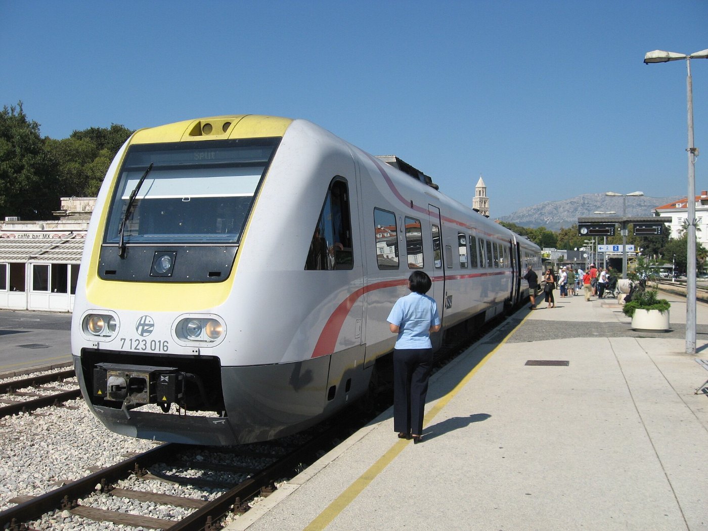 Split station Zagreb trein