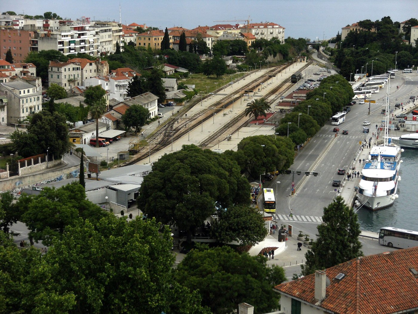 Split 130