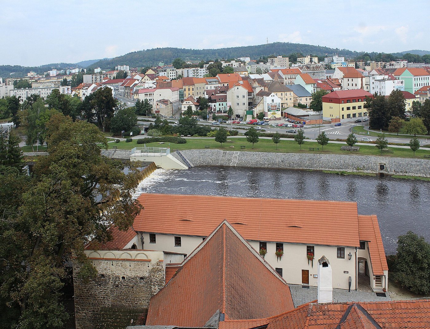 Strakonice, Burg, Blick vom Turm zur Stadt und zur Otava