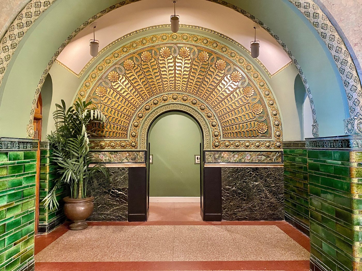 Alcove, St. Louis Union Station, Market Street, St. Louis, MO