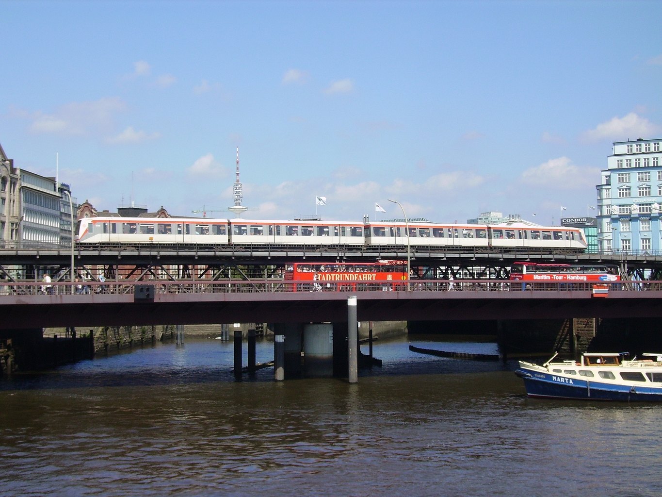 U Bahn Hamburg Sommer2007