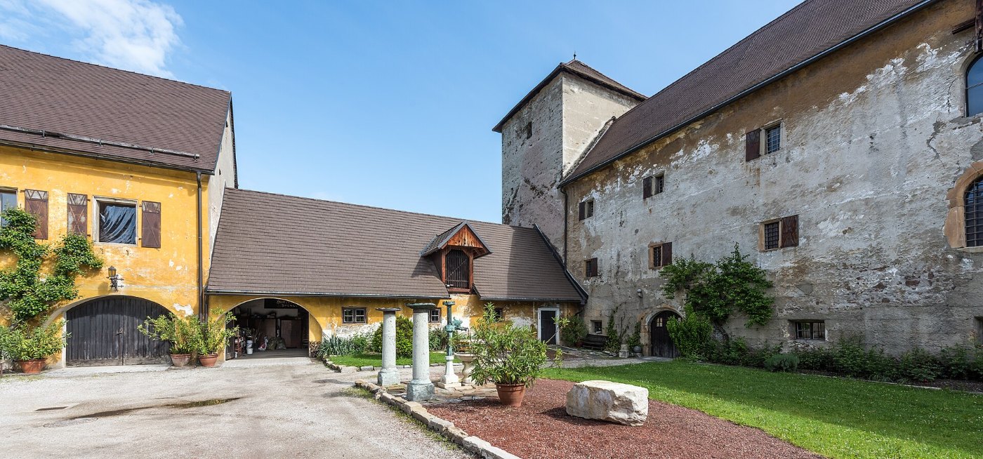 Sankt Veit an der Glan Burggasse 9 Herzogsburg mit Garten Süd Ansicht 32