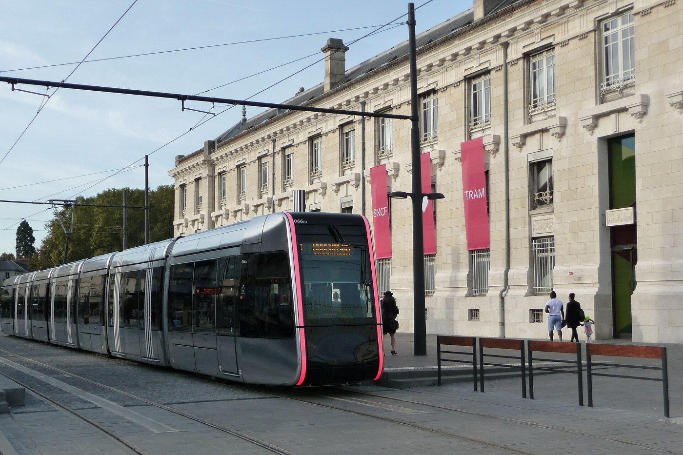 Tramway de Tours 05 – gare SNCF