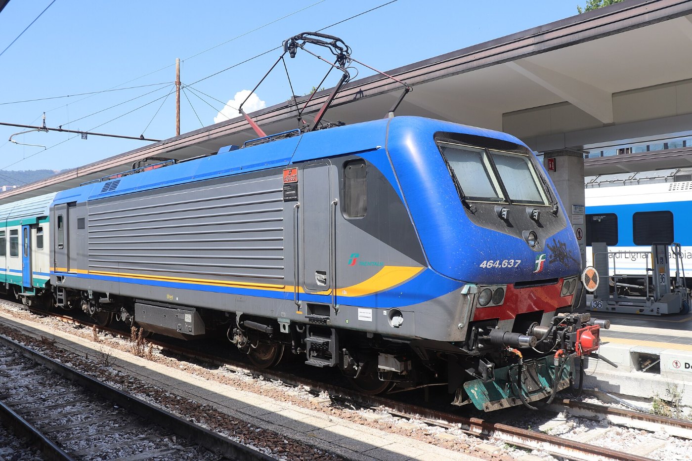 Trieste Centrale E464