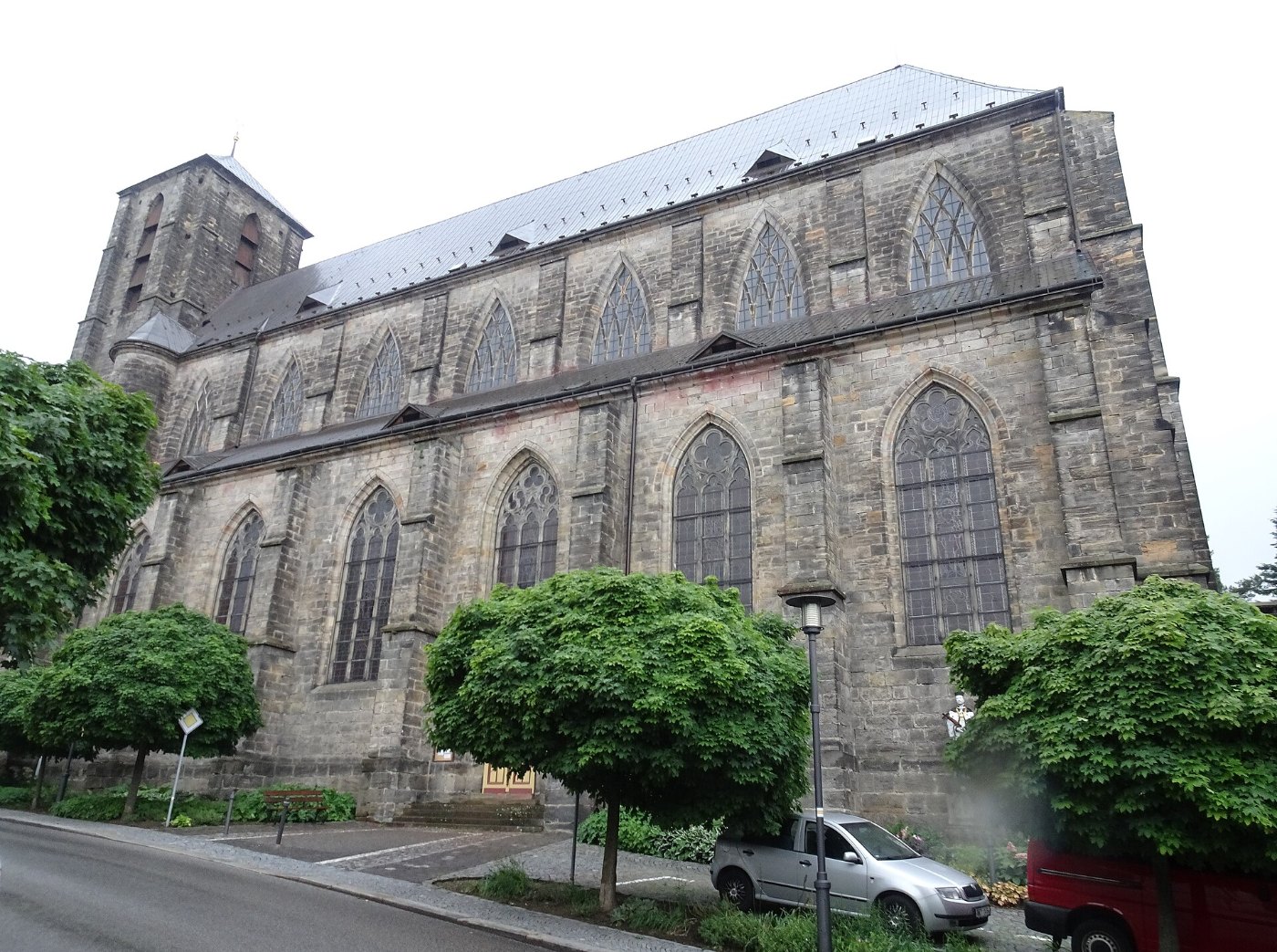 Kirche Mariä Geburt in Turnov