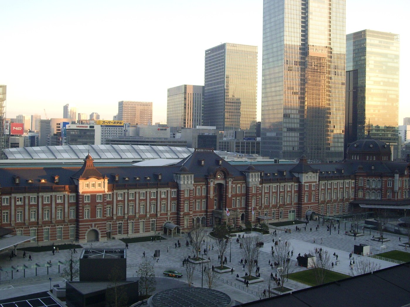 Renewal Tokyo Station Marunouchi Square 01