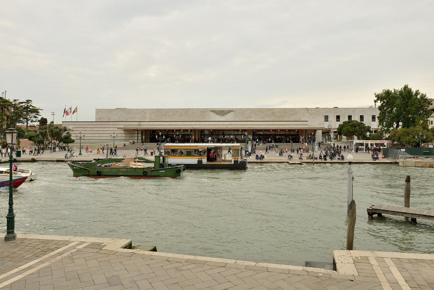Vaporetto Canal Grande stazione Santa Lucia Venezia 2