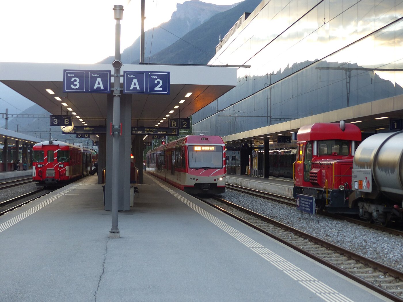 Visp Bahnhof 2019c
