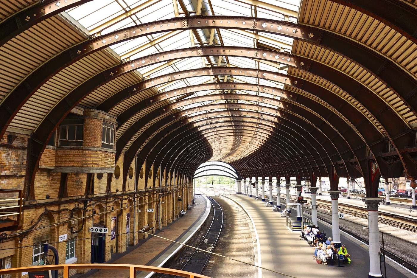 York Station Roof geograph.org.uk