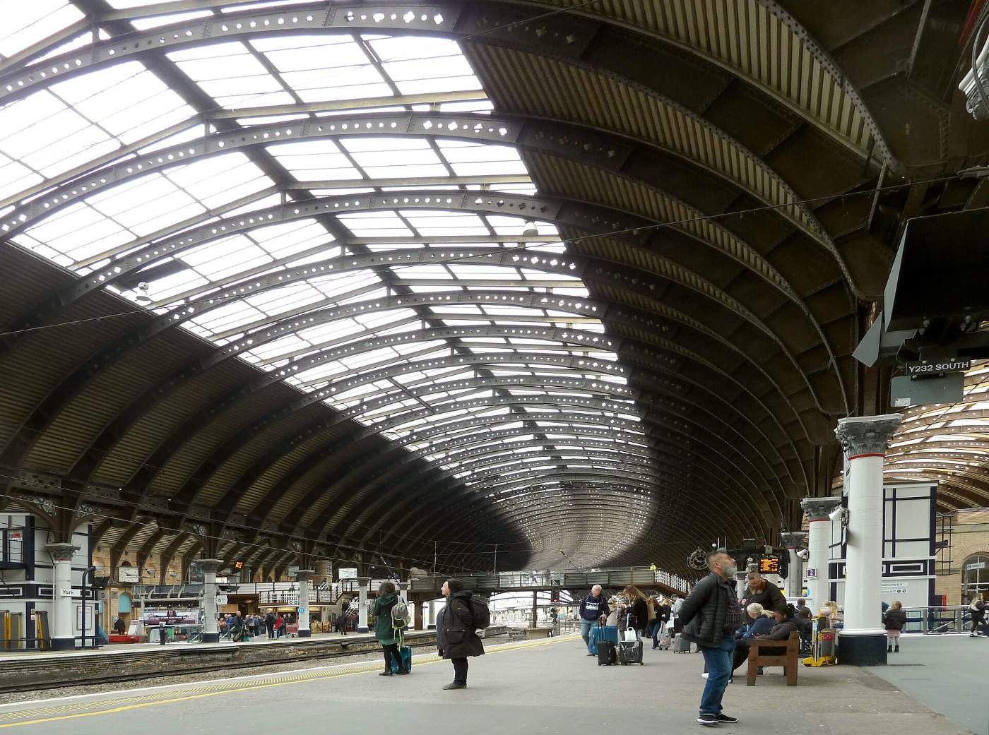 York Railway Station on 21 April 2023 (2a)