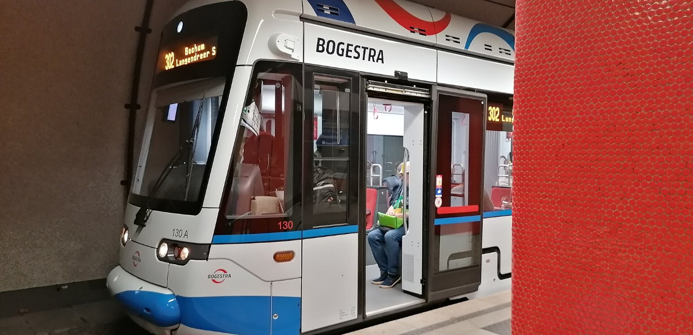 Straßenbahn Bochum 302 130 Hauptbahnhof