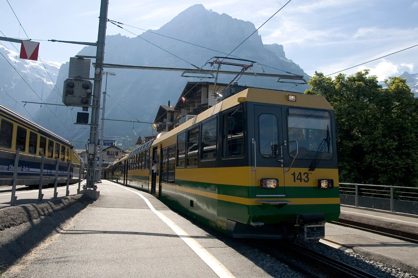 2008 07 20 Berner Oberland Bahn train 3