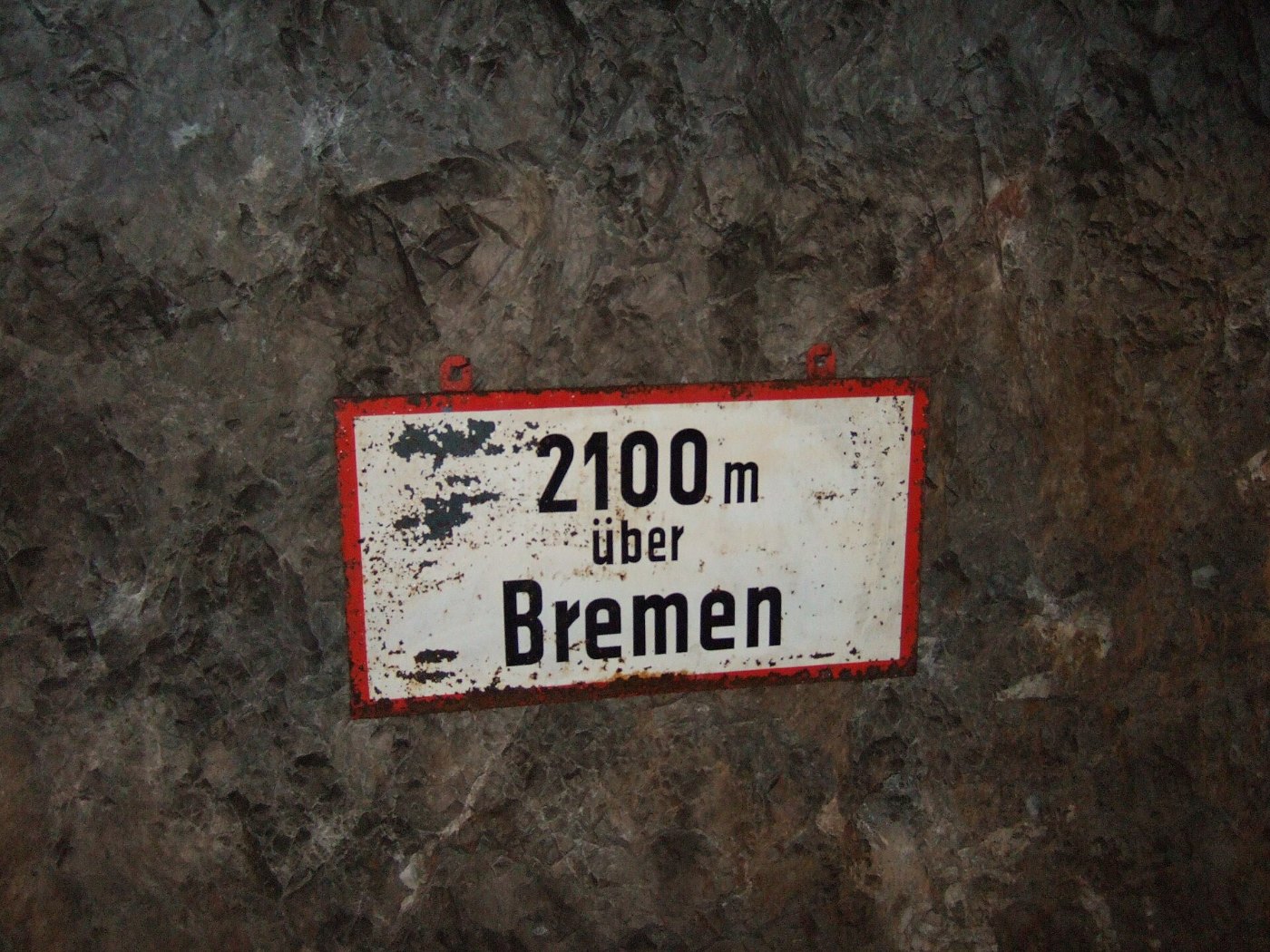Altitude sign Zugspitzbahn