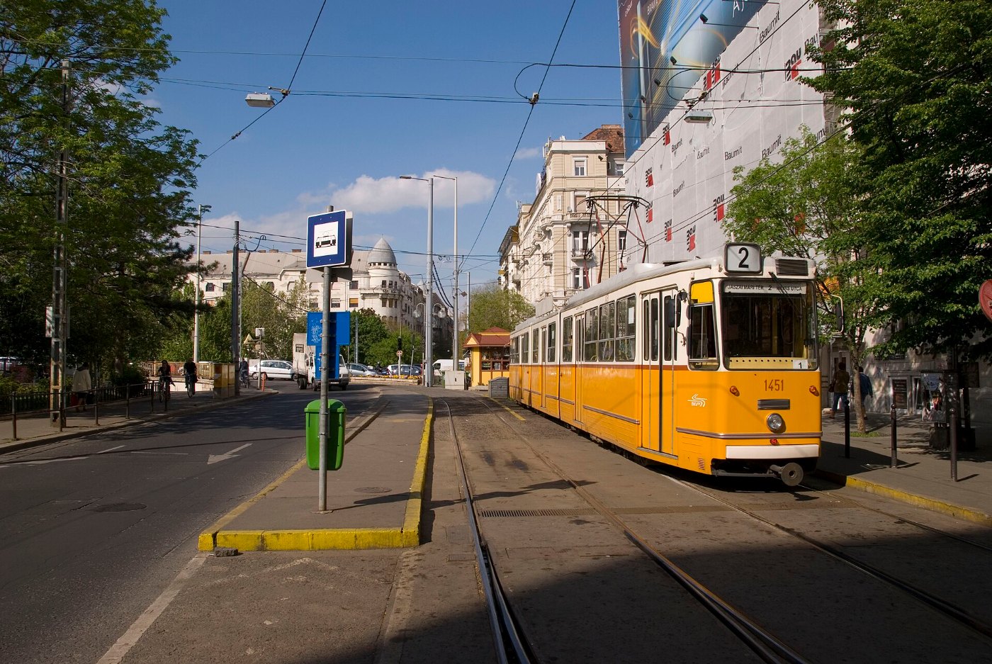 Tram stop 'Jászai Mari tér', Budapest tram 2 (1451)