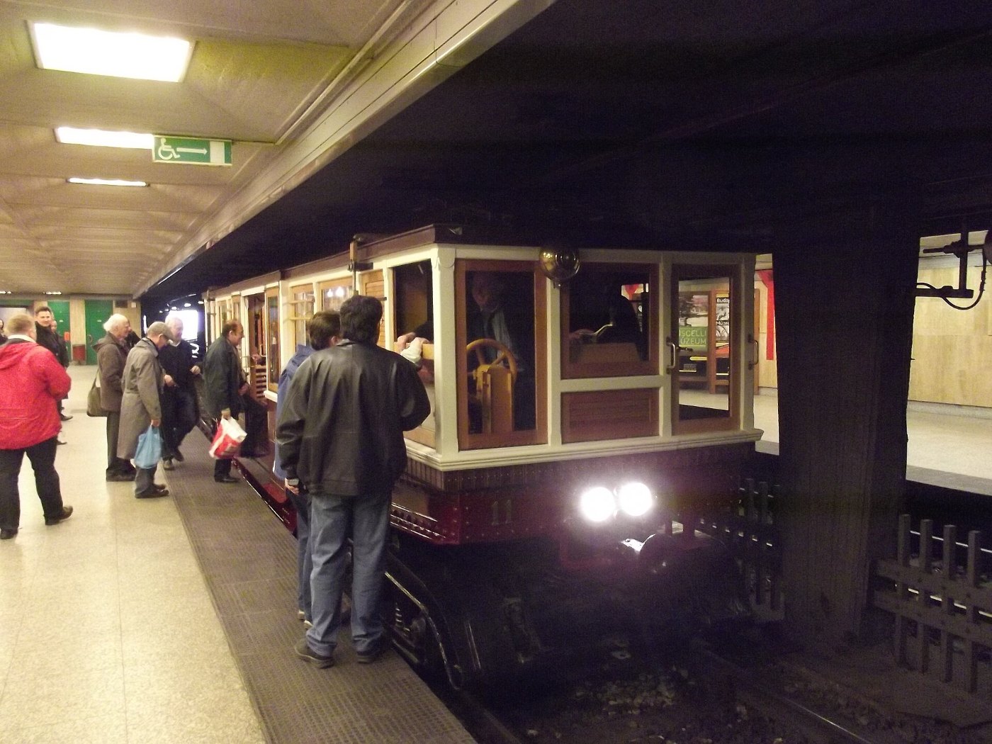 Museum metro line 1 Budapest 01