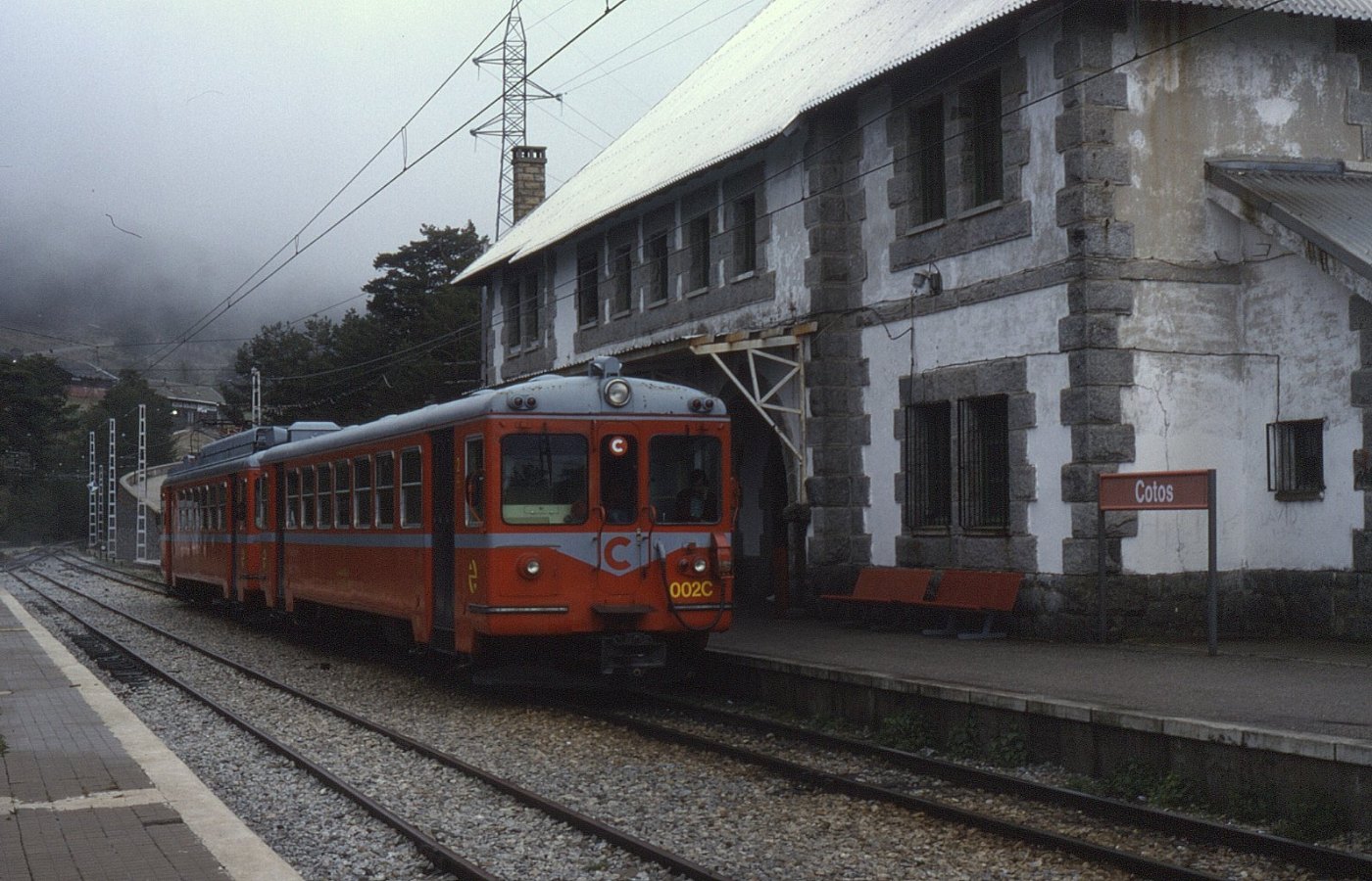 Renfe Estacion de Cotos Phil Richards