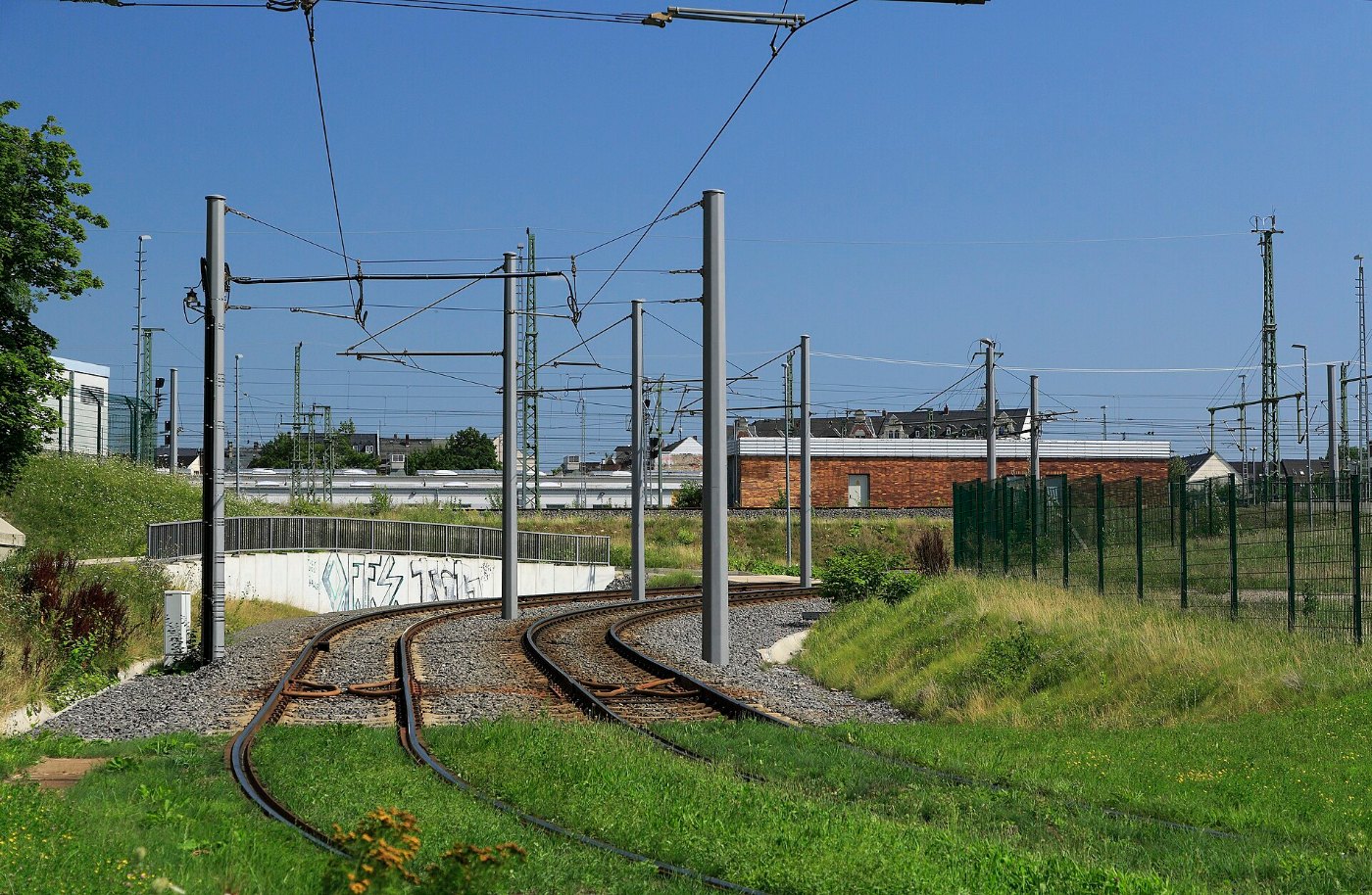 J29 997 Bf Chemnitz Hbf, Straßenbahneinfahrt Nordseite