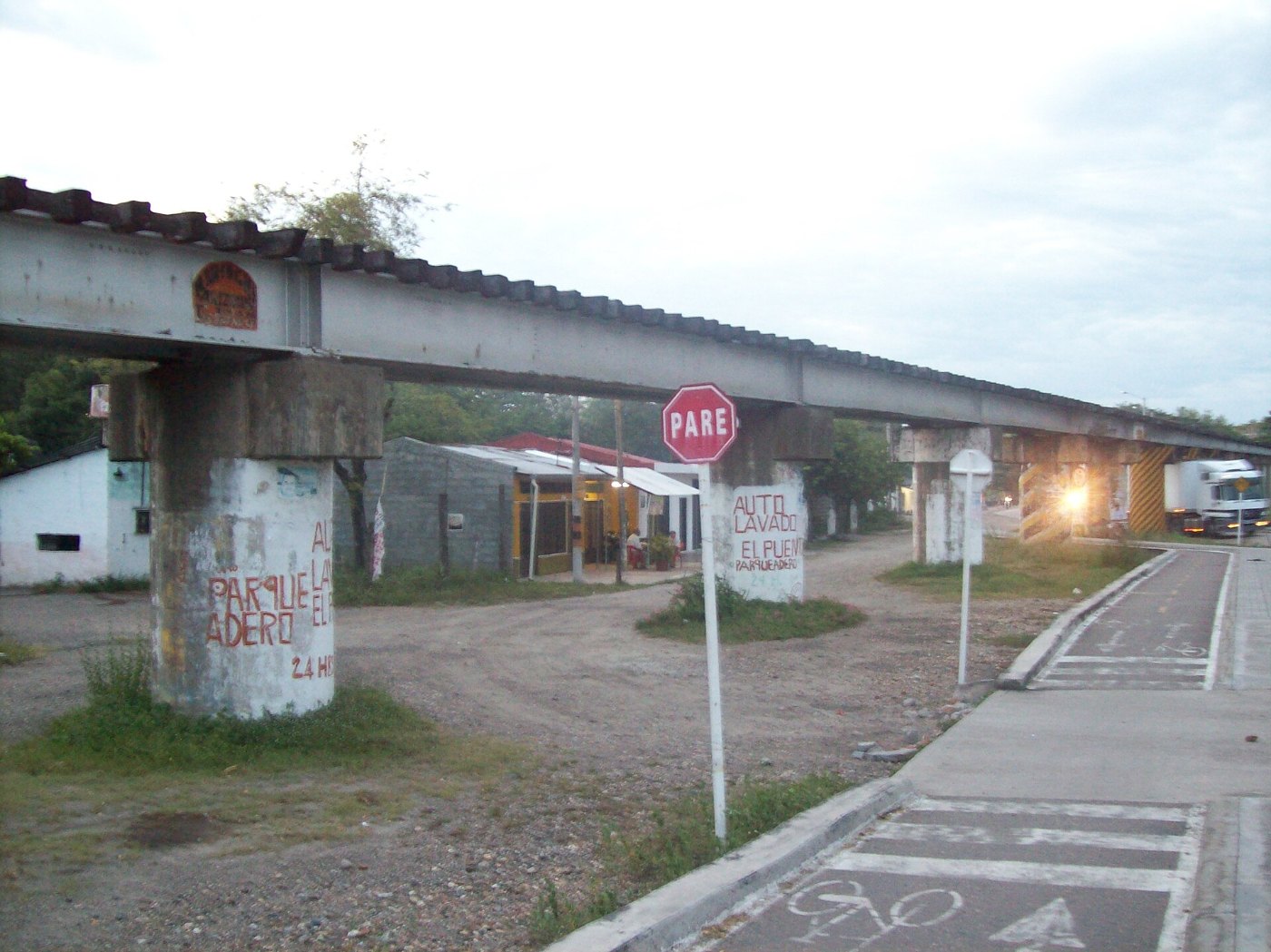 Puerto Salgar víasferrocarril