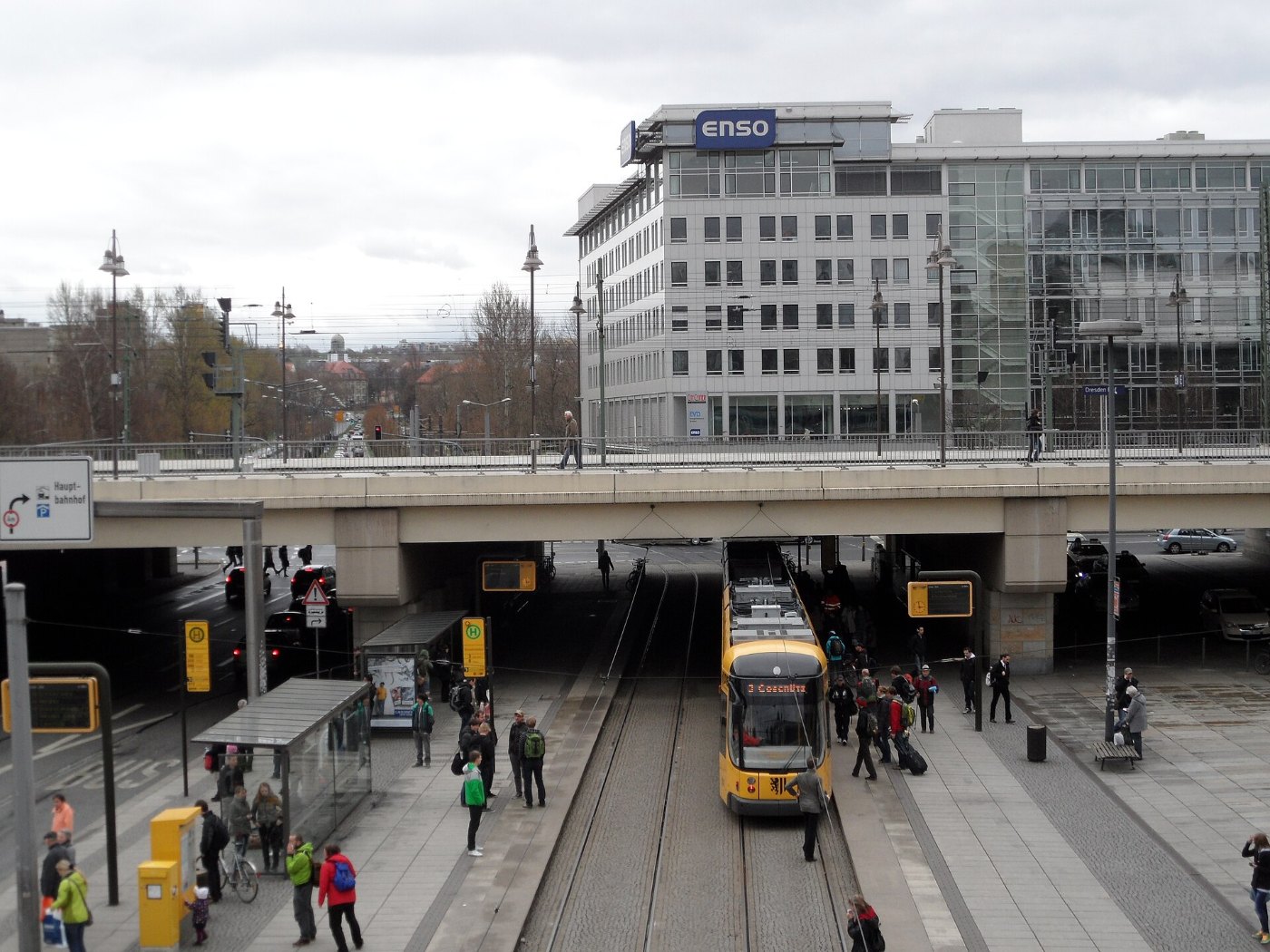 Dresden Hauptbahnhof ()