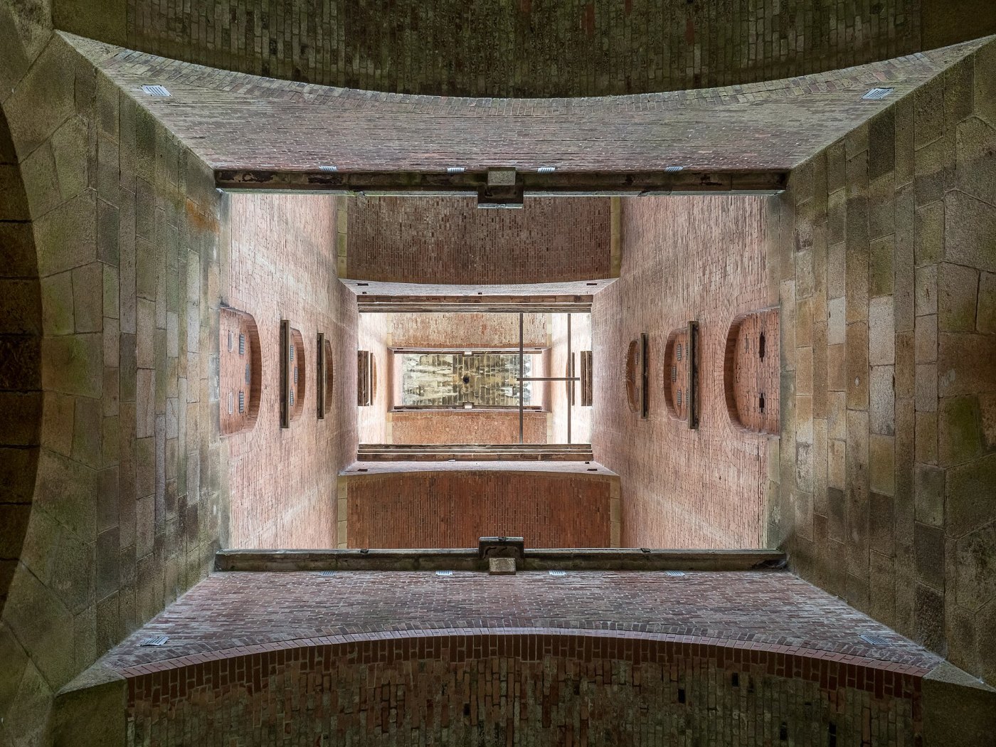 Elstertalbrücke blick von unten 0812