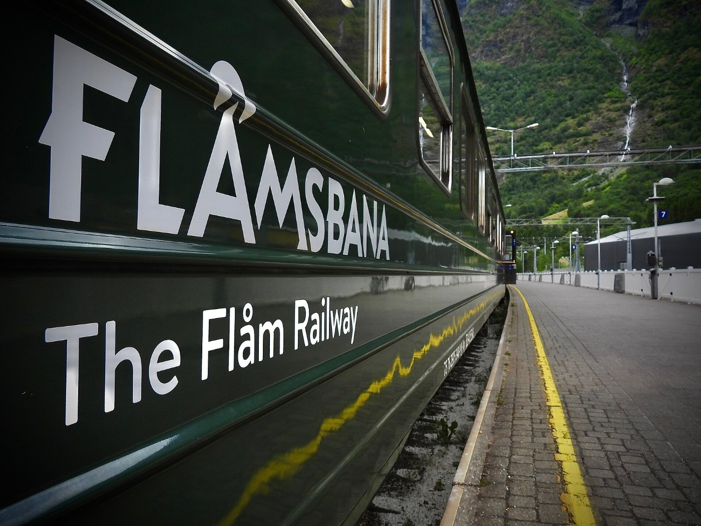The diminishing perspective while looking down the platform beside the F