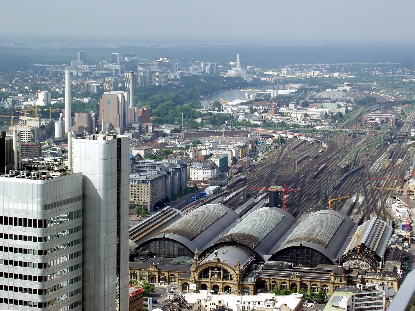 Frankfurt am Main Hauptbahnhof von oben