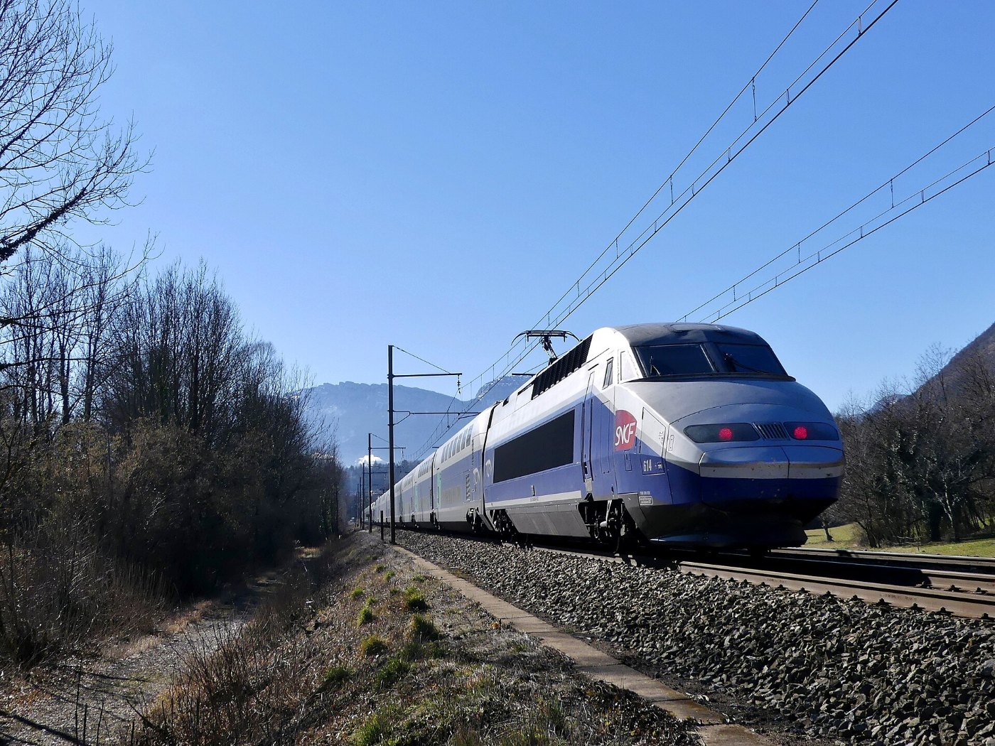 TGV pour Cherbourg et Le Havre à Arbin en Savoie (hiver 2019)