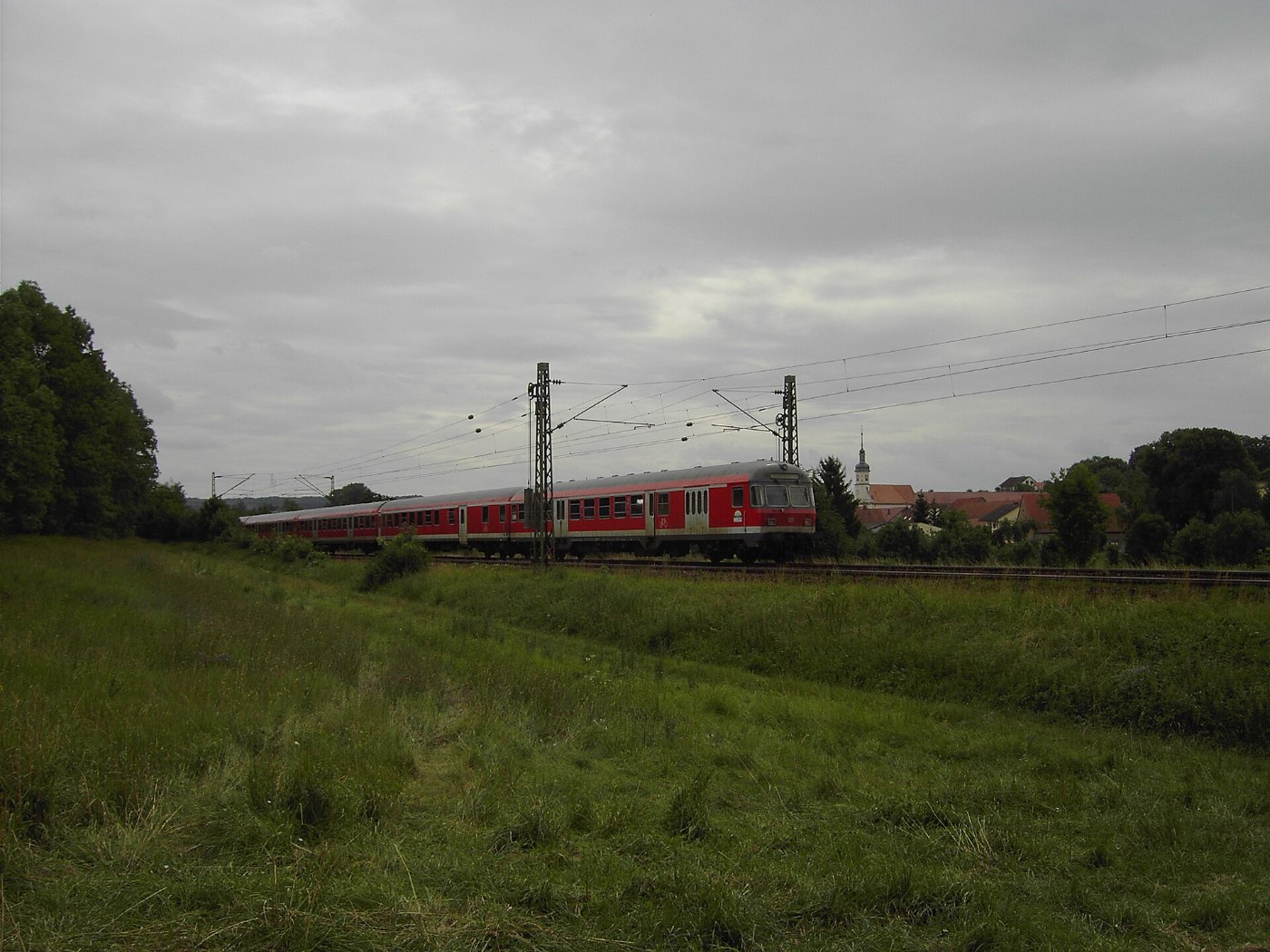 Zug auf der Frankenbahn