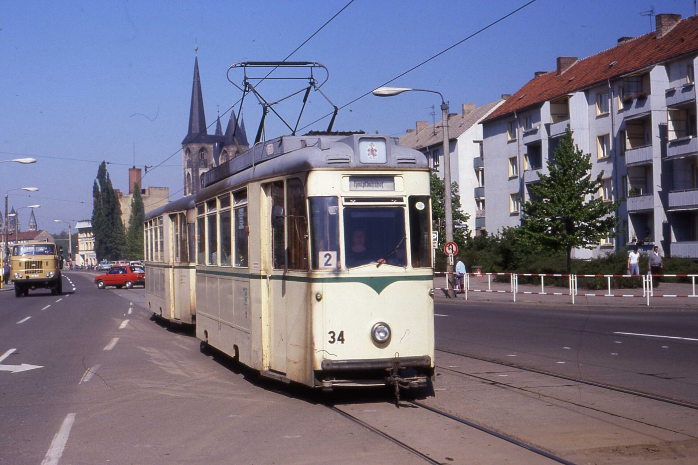 Straßenbahn Halberstadt. Tram nr 34, Linie 2, DDR May 1990 Flickr sludge