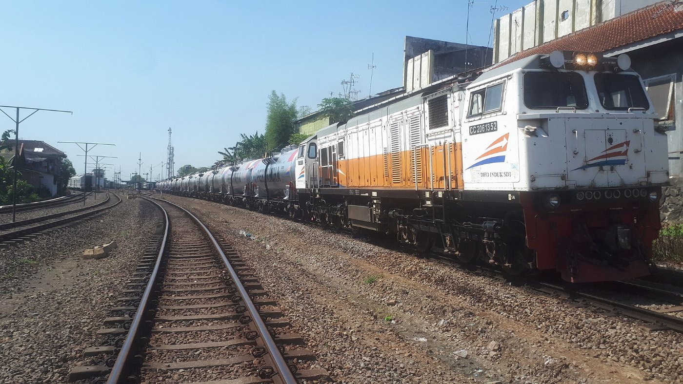 Kereta api ketel ML