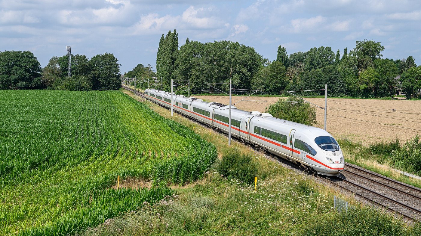 ICE 3neo der Baureihe 408