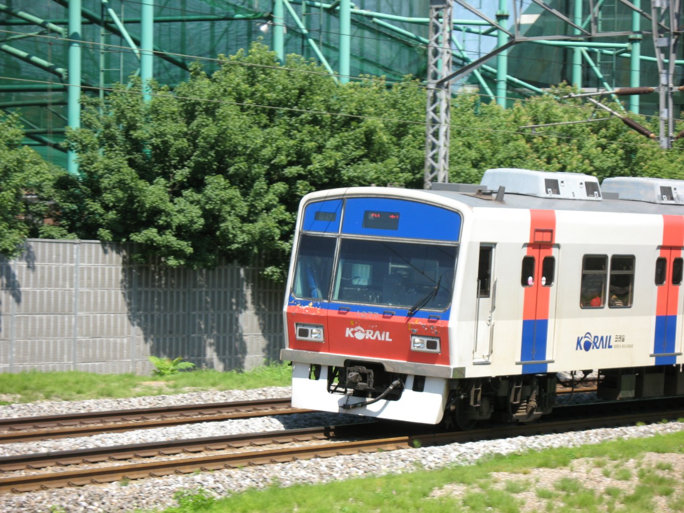 Korail Line 1 train 1077